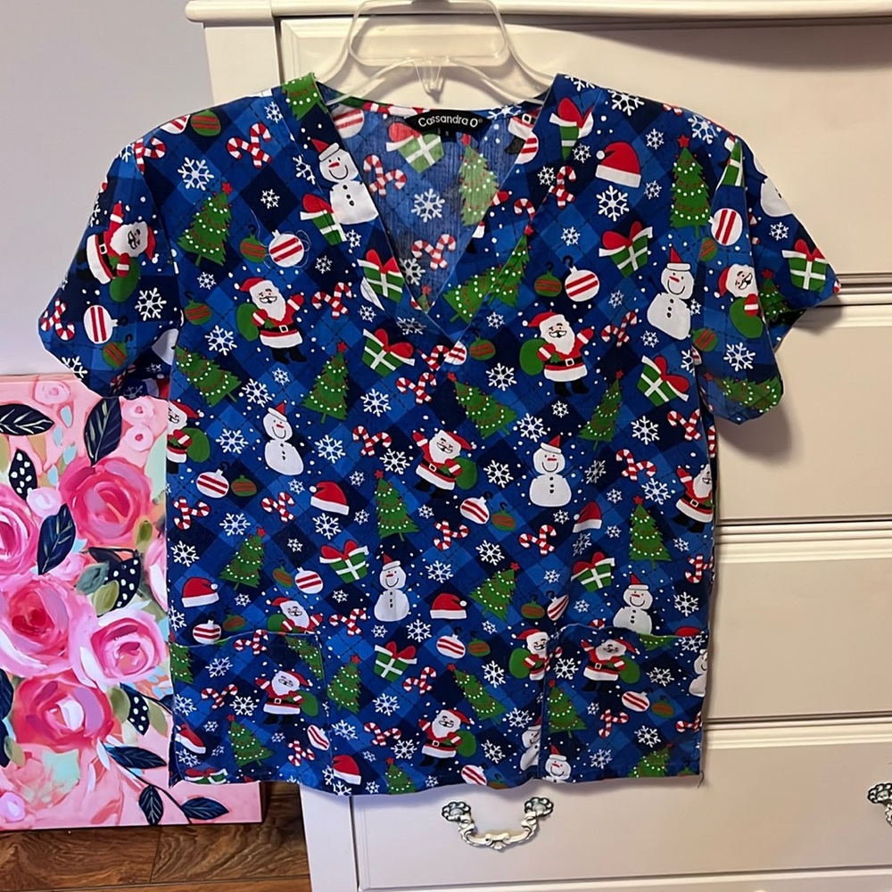 Christmas scrub top!